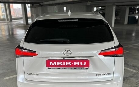 Lexus NX I, 2017 год, 3 000 000 рублей, 10 фотография