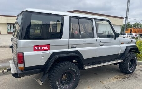 Toyota Land Cruiser 70, 1993 год, 1 350 000 рублей, 4 фотография