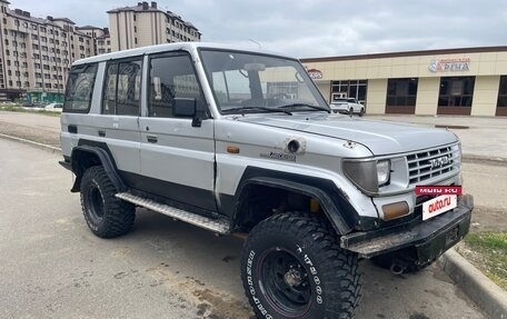 Toyota Land Cruiser 70, 1993 год, 1 350 000 рублей, 3 фотография