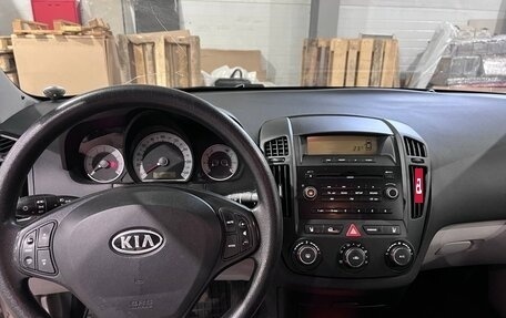 KIA cee'd I рестайлинг, 2007 год, 630 000 рублей, 10 фотография