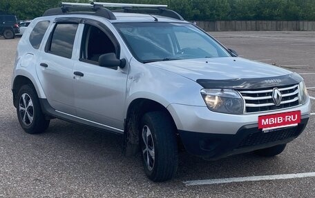 Renault Duster I рестайлинг, 2014 год, 985 000 рублей, 2 фотография