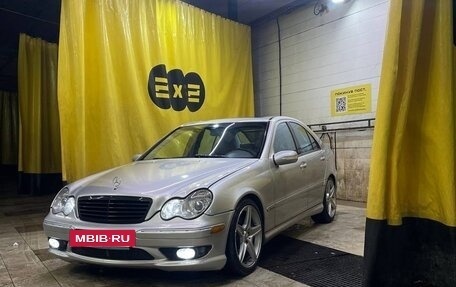 Mercedes-Benz C-Класс, 2004 год, 700 000 рублей, 9 фотография