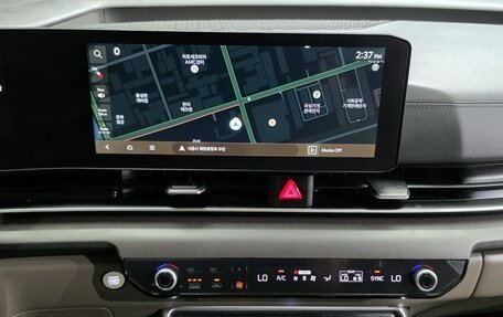 KIA Carnival, 2024 год, 3 650 000 рублей, 18 фотография