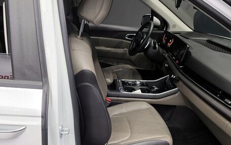 KIA Carnival, 2024 год, 3 650 000 рублей, 15 фотография