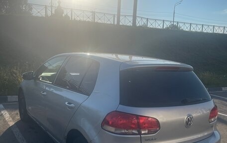 Volkswagen Golf VI, 2011 год, 630 000 рублей, 2 фотография