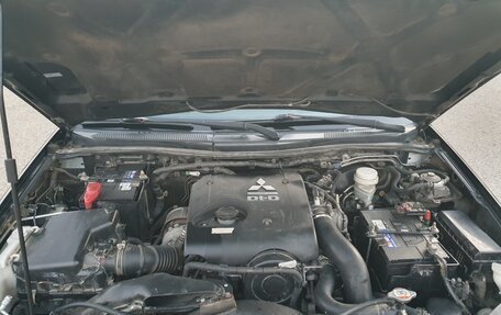 Mitsubishi Pajero Sport II рестайлинг, 2012 год, 1 850 000 рублей, 6 фотография