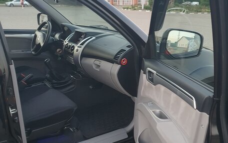 Mitsubishi Pajero Sport II рестайлинг, 2012 год, 1 850 000 рублей, 14 фотография