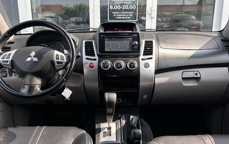 Mitsubishi Pajero Sport II рестайлинг, 2015 год, 1 890 000 рублей, 13 фотография