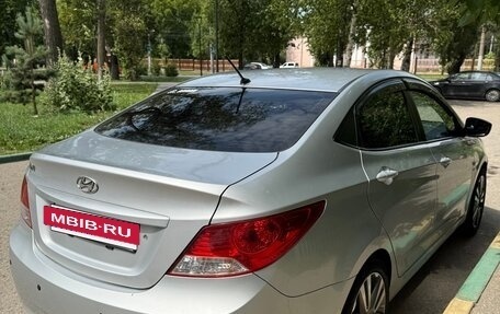 Hyundai Solaris II рестайлинг, 2013 год, 7 фотография