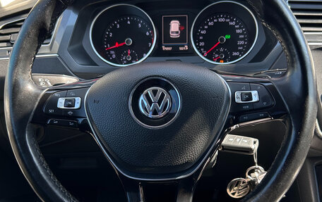 Volkswagen Tiguan II, 2019 год, 2 190 000 рублей, 14 фотография