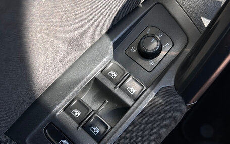 Volkswagen Tiguan II, 2019 год, 2 190 000 рублей, 21 фотография