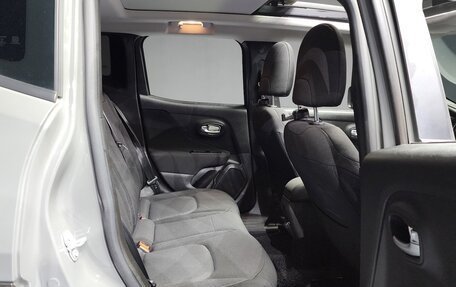 Jeep Renegade I рестайлинг, 2021 год, 1 470 000 рублей, 15 фотография