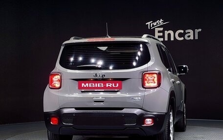 Jeep Renegade I рестайлинг, 2021 год, 1 470 000 рублей, 4 фотография