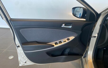 Hyundai Solaris II рестайлинг, 2014 год, 919 000 рублей, 19 фотография