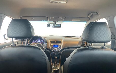 Hyundai Solaris II рестайлинг, 2014 год, 919 000 рублей, 28 фотография