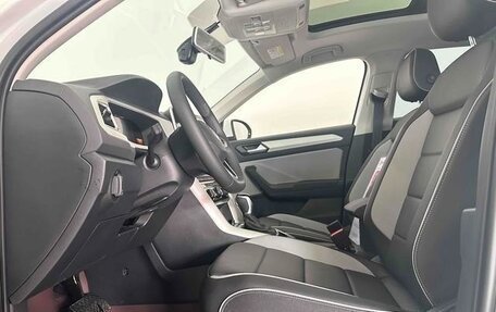 Volkswagen T-Roc I, 2025 год, 2 150 000 рублей, 10 фотография