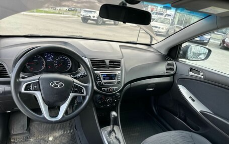 Hyundai Solaris II рестайлинг, 2015 год, 780 000 рублей, 5 фотография