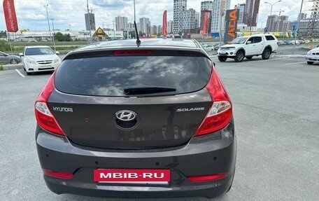 Hyundai Solaris II рестайлинг, 2015 год, 780 000 рублей, 2 фотография