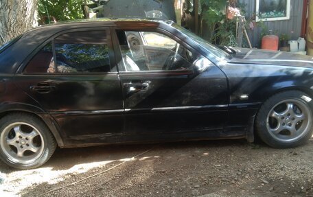 Mercedes-Benz C-Класс, 1997 год, 400 000 рублей, 6 фотография