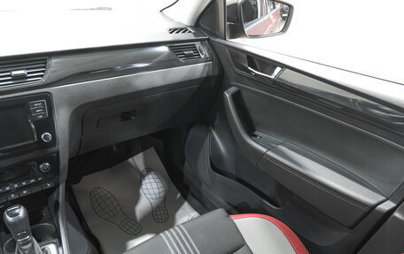 Skoda Rapid I, 2017 год, 1 299 000 рублей, 10 фотография