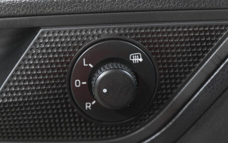 Skoda Rapid I, 2017 год, 1 299 000 рублей, 18 фотография