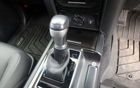 Toyota Land Cruiser Prado 150 рестайлинг 2, 2021 год, 3 990 000 рублей, 7 фотография