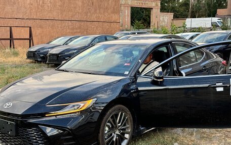 Toyota Camry, 2024 год, 4 250 000 рублей, 2 фотография
