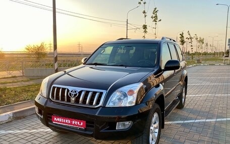 Toyota Land Cruiser Prado 120 рестайлинг, 2006 год, 3 100 000 рублей, 1 фотография