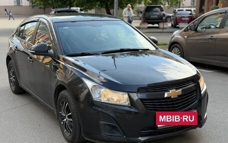 Chevrolet Cruze II, 2014 год, 695 000 рублей, 2 фотография