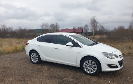 Opel Astra J, 2012 год, 870 000 рублей, 4 фотография