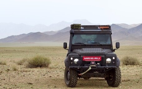 Land Rover Defender I, 2011 год, 1 500 000 рублей, 2 фотография
