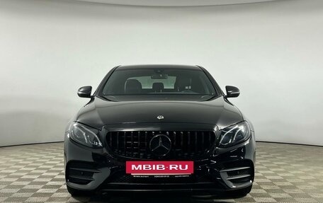 Mercedes-Benz E-Класс, 2019 год, 2 899 000 рублей, 2 фотография