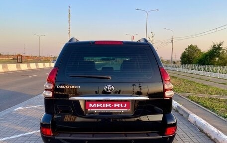 Toyota Land Cruiser Prado 120 рестайлинг, 2006 год, 3 100 000 рублей, 6 фотография