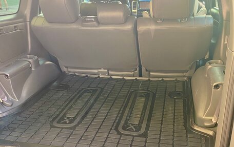 Toyota Land Cruiser Prado 120 рестайлинг, 2006 год, 3 100 000 рублей, 22 фотография
