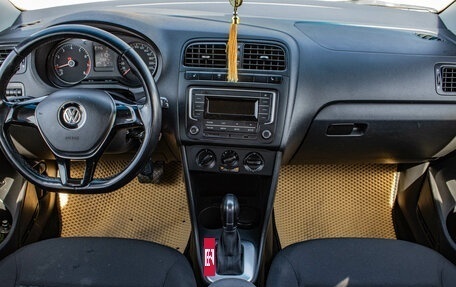 Volkswagen Polo VI (EU Market), 2017 год, 1 259 000 рублей, 5 фотография