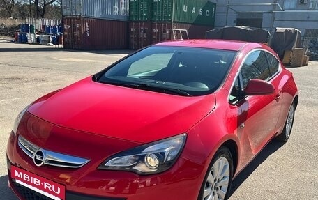 Opel Astra J, 2013 год, 1 050 000 рублей, 2 фотография