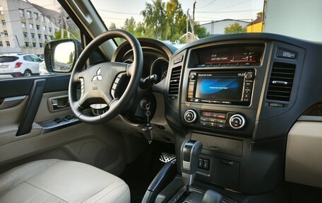 Mitsubishi Pajero IV, 2014 год, 1 990 000 рублей, 10 фотография