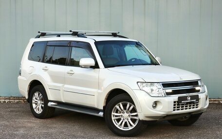 Mitsubishi Pajero IV, 2014 год, 1 990 000 рублей, 2 фотография