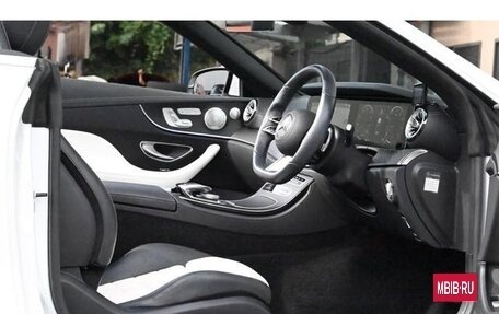 Mercedes-Benz E-Класс, 2022 год, 3 900 334 рублей, 4 фотография