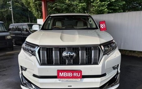 Toyota Land Cruiser Prado 150 рестайлинг 2, 2022 год, 4 199 000 рублей, 3 фотография