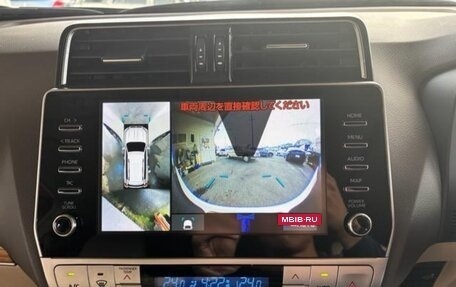 Toyota Land Cruiser Prado 150 рестайлинг 2, 2022 год, 4 199 000 рублей, 14 фотография