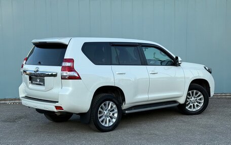 Toyota Land Cruiser Prado 150 рестайлинг 2, 2014 год, 2 990 000 рублей, 3 фотография