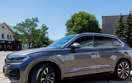Volkswagen Touareg III, 2023 год, 9 850 000 рублей, 2 фотография