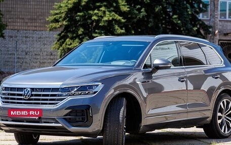 Volkswagen Touareg III, 2023 год, 9 850 000 рублей, 8 фотография