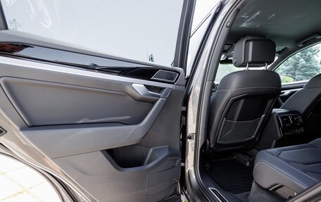 Volkswagen Touareg III, 2023 год, 9 850 000 рублей, 25 фотография