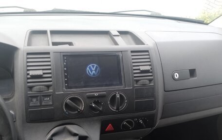 Volkswagen Transporter T5 рестайлинг, 2004 год, 699 000 рублей, 6 фотография