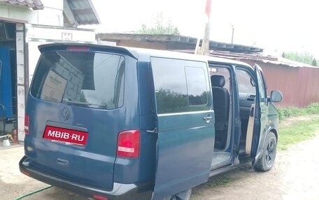 Volkswagen Transporter T5 рестайлинг, 2004 год, 699 000 рублей, 3 фотография