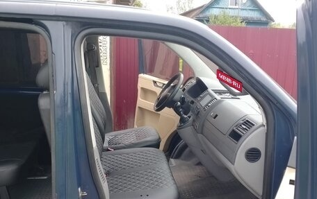 Volkswagen Transporter T5 рестайлинг, 2004 год, 699 000 рублей, 4 фотография