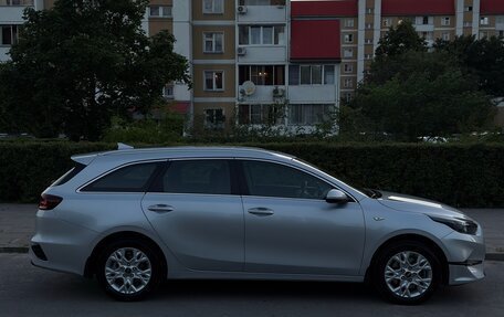 KIA cee'd III, 2022 год, 2 140 000 рублей, 2 фотография