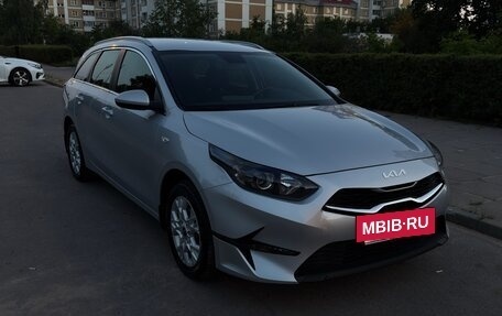 KIA cee'd III, 2022 год, 2 140 000 рублей, 5 фотография